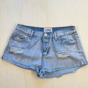 One by One Teaspoon Bandits denim light blue shorts size 29
